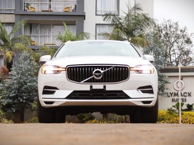 🚘 2018 Volvo XC60 T8 – White | Luxury Plug-In Hybrid SUV for Sale in Nairobi, Kenya