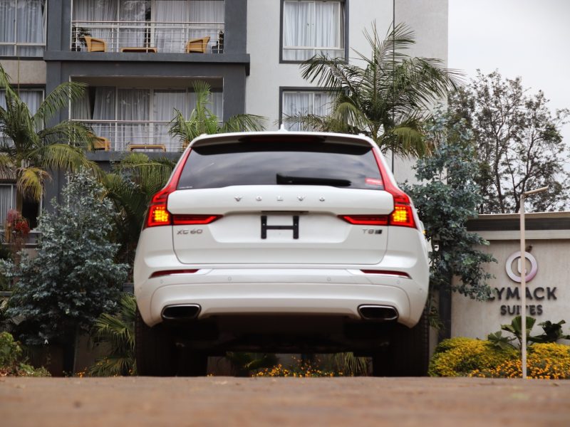 🚘 2018 Volvo XC60 T8 – White | Luxury Plug-In Hybrid SUV for Sale in Nairobi, Kenya