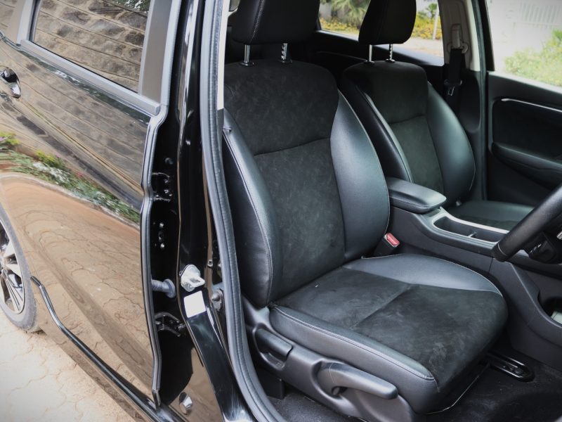 🚗 2018 Honda Fit Shuttle Hybrid – Black | Spacious, Fuel-Efficient Wagon for Sale in Nairobi, Kenya