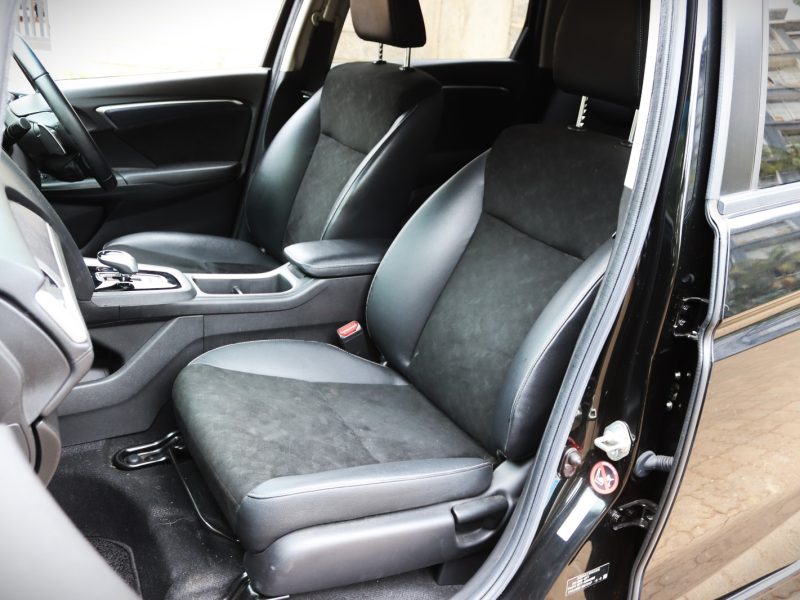 🚗 2018 Honda Fit Shuttle Hybrid – Black | Spacious, Fuel-Efficient Wagon for Sale in Nairobi, Kenya