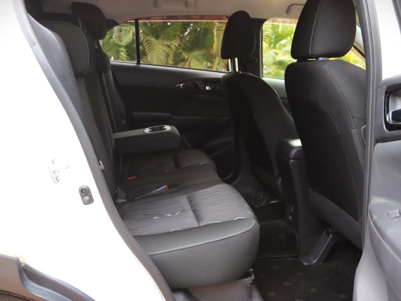 🚙 2018 Mitsubishi Eclipse Cross – White | Stylish, Sporty & Efficient SUV for Sale in Nairobi, Kenya