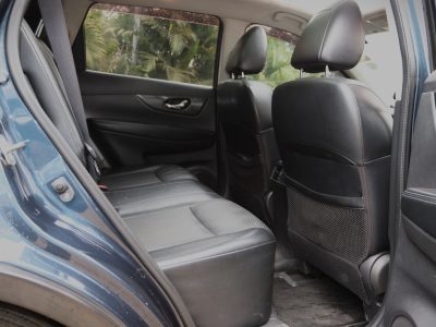 🚙 Nissan X-Trail 2015 – Green – Adventure Meets Comfort 🌿