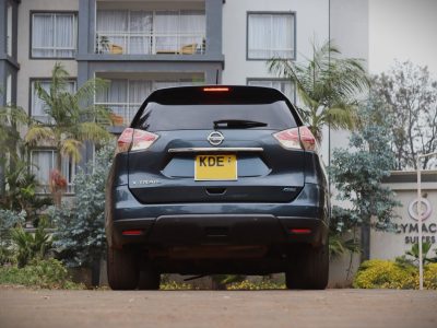 🚙 Nissan X-Trail 2015 – Green – Adventure Meets Comfort 🌿