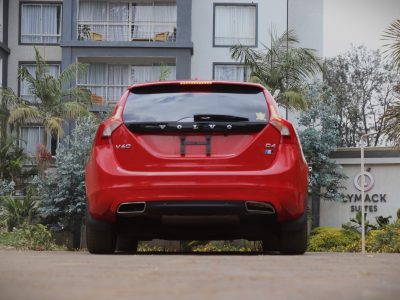 🚘 2018 Volvo V60 D4 Red – Sporty Elegance with Scandinavian Luxury