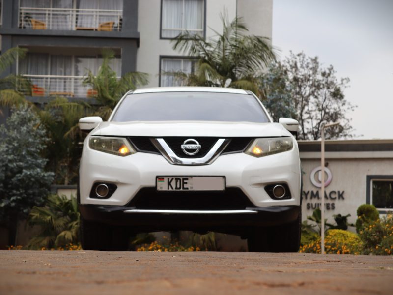 🚙 Adventure Ready: 2014 Nissan X-Trail White