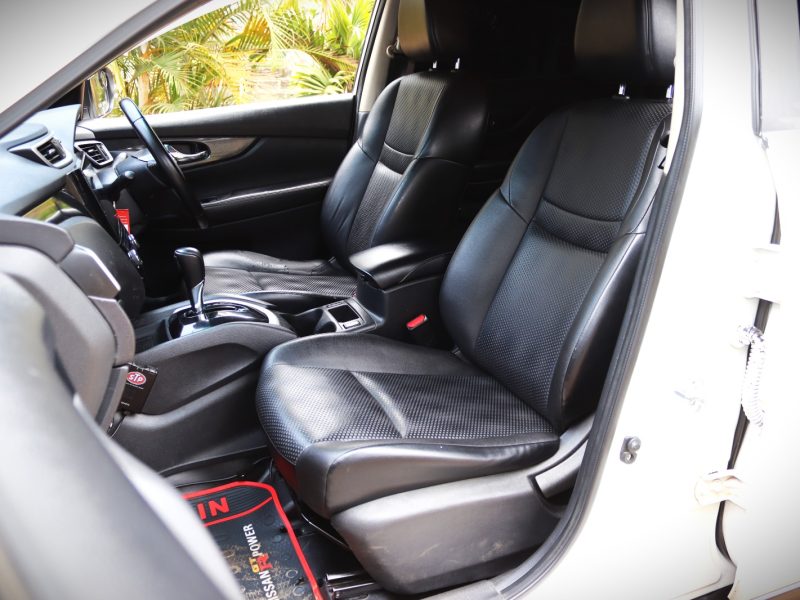 🚙 Adventure Ready: 2014 Nissan X-Trail White