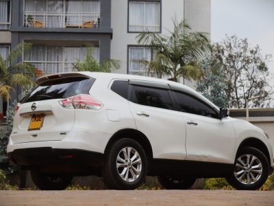 🚙 Adventure Ready: 2014 Nissan X-Trail White