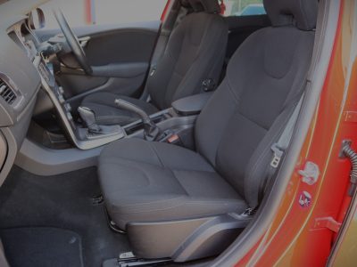 🔥 Sleek 2017 Volvo V40 T3 – Red Hot Hatchback with Power & Style 🚗❤️