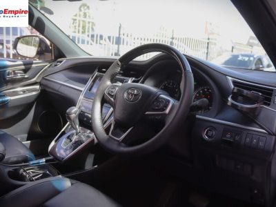 🚙 Elegant White Toyota Harrier 2017 – Luxury Meets Reliability