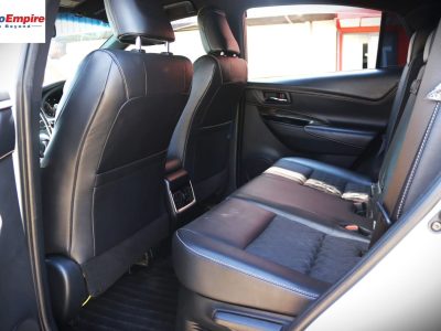 🚙 Elegant White Toyota Harrier 2017 – Luxury Meets Reliability