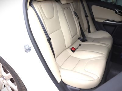 🚗 Volvo S60 D4 – 2017 – White | Executive Luxury Sedan