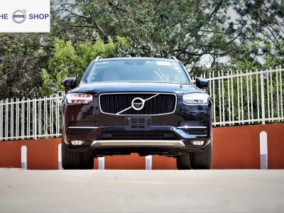 🖤 2017 Volvo XC90 T5 Black – Luxury, Power, and Safety Combined
