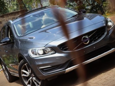 🚙 2018 Volvo V60 Cross Country – Adventure Meets Luxury 🌍