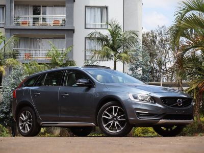 🚙 2018 Volvo V60 Cross Country – Adventure Meets Luxury 🌍