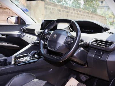 🔵 2018 Peugeot 3008 – French Elegance Meets Innovation 🇫🇷✨