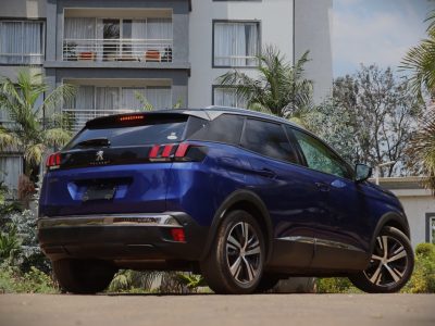 🔵 2018 Peugeot 3008 – French Elegance Meets Innovation 🇫🇷✨