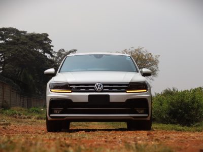 🚙 2018 Volkswagen Tiguan R-Line – 2000CC Petrol | Sporty Luxury SUV ✨
