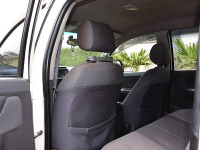 ⚡ 2013 Toyota Hilux Double Cab – 2400CC Diesel | Rugged Workhorse Pickup 💪🚛