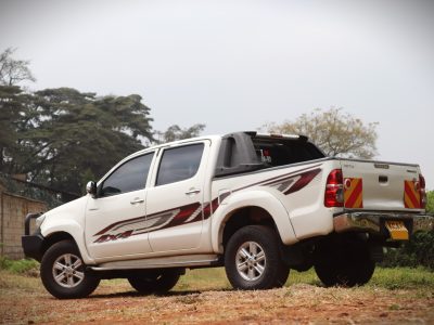 ⚡ 2013 Toyota Hilux Double Cab – 2400CC Diesel | Rugged Workhorse Pickup 💪🚛