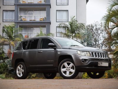 🏞️ 2011 Jeep Compass – 2400CC Petrol | Rugged American SUV 🚙✨