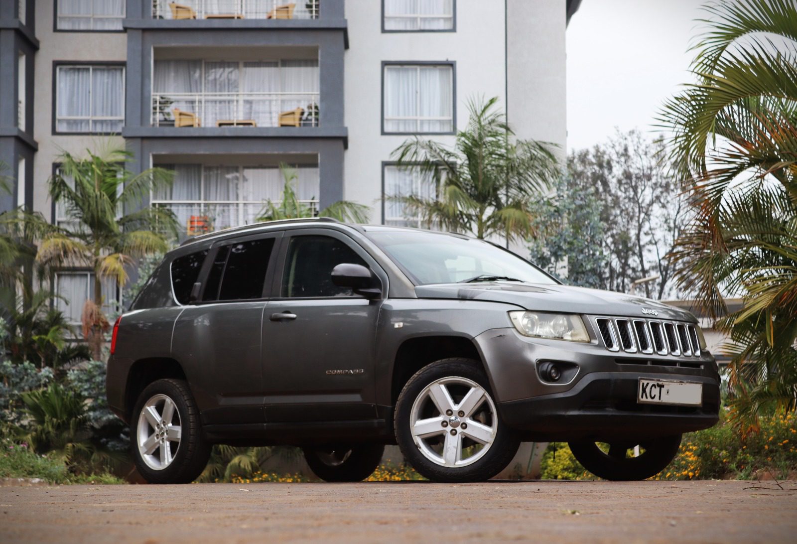 🏞️ 2011 Jeep Compass – 2400CC Petrol | Rugged American SUV 🚙 - AutoEmpire