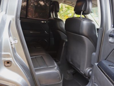 🏞️ 2011 Jeep Compass – 2400CC Petrol | Rugged American SUV 🚙✨