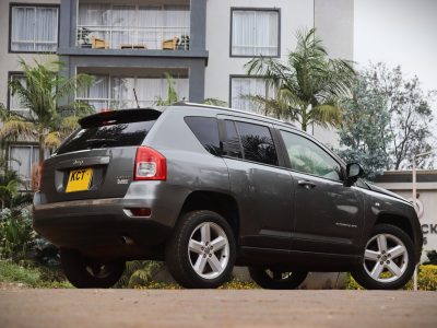 🏞️ 2011 Jeep Compass – 2400CC Petrol | Rugged American SUV 🚙✨
