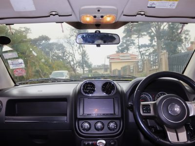 🏞️ 2011 Jeep Compass – 2400CC Petrol | Rugged American SUV 🚙✨