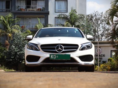 🌟 2018 Mercedes-Benz C220d White – Luxury Diesel Sedan in Nairobi 🚘✨