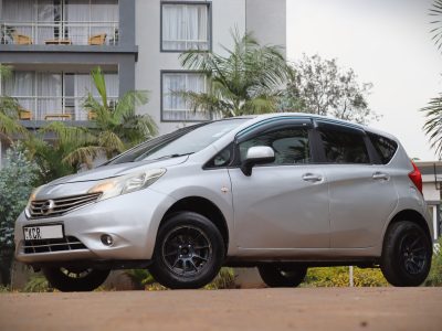 🚗 2013 Nissan Note Silver – Reliable 1300CC Petrol Hatchback in Nairobi 🌟