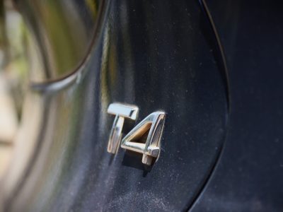 2016 Volvo V40 T4 Blue – Premium Hatchback with Turbocharged Power & Scandinavian Luxury