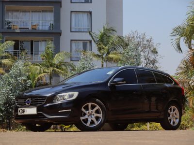 2014 Volvo V60 T4 Black – Scandinavian Luxury in a Sleek Estate