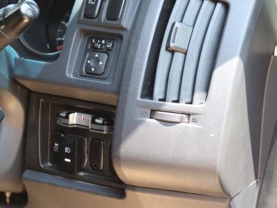 🚐 2017 Mitsubishi Delica – White | Diesel/Petrol