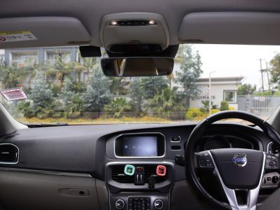🌟 2018 Volvo V40 T4 – Sleek White Hatchback | KDK Plate | Luxury Meets Everyday Practicality
