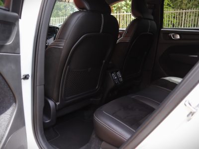 🚙 2018 Volvo XC40 – White | 2000CC Petrol | Compact Luxury SUV