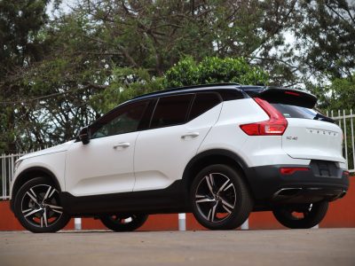 🚙 2018 Volvo XC40 – White | 2000CC Petrol | Compact Luxury SUV