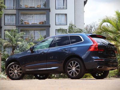 💙 2018 Volvo XC60 D4 Inscription – Blue | Elegant Diesel Luxury SUV
