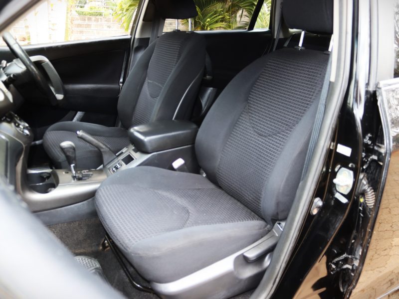 🚘 BLACK 2010 TOYOTA VANGUARD – Power, Prestige & Practicality in One SUV! 🚘