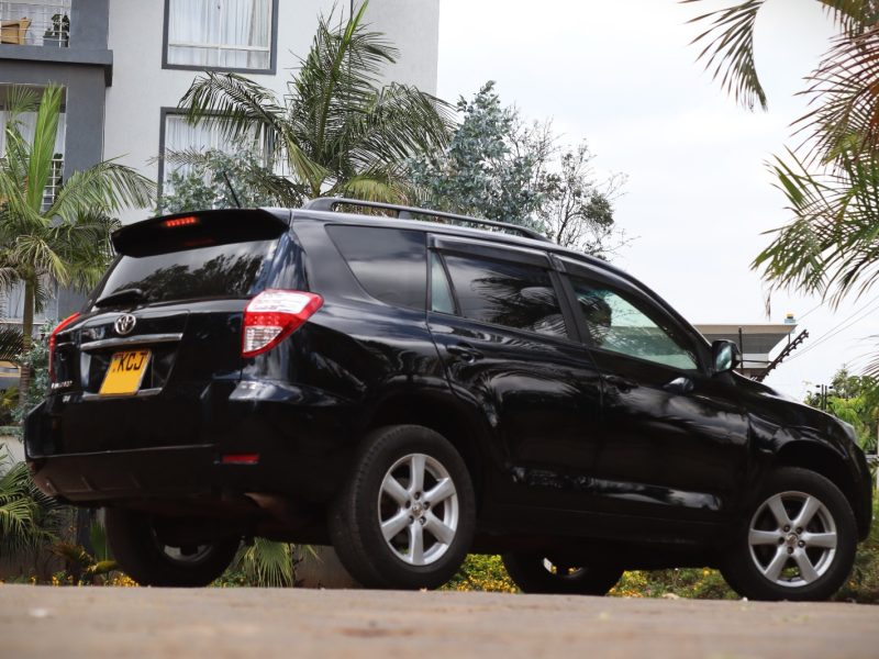 🚘 BLACK 2010 TOYOTA VANGUARD – Power, Prestige & Practicality in One SUV! 🚘