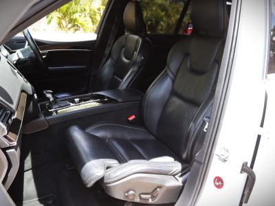 ⚪ 2018 Volvo XC90 T6 – White | The Flagship Luxury SUV That Defines Elegance