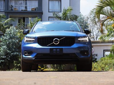 🔥 VOLVO XC40 R-DESIGN 2018 – Blue Beauty, Bold Spirit! 💙