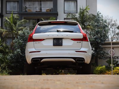 🔥 VOLVO XC60 B6 R-DESIGN – WHITE | YOM 2021 🔥