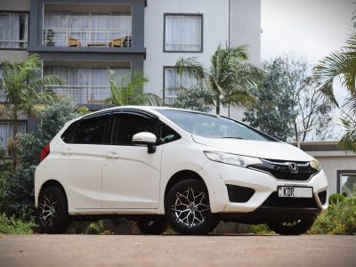 🌟 2017 HONDA FIT — WHITE PERFECTION THAT FITS YOUR LIFE! 🤍🚘