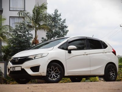 🌟 2017 HONDA FIT — WHITE PERFECTION THAT FITS YOUR LIFE! 🤍🚘