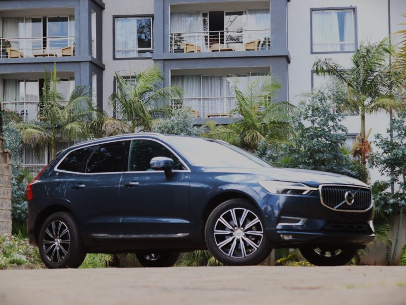 💎 2018 VOLVO XC60 D4 INSCRIPTION — ELEGANT BLUE MASTERPIECE 💙✨