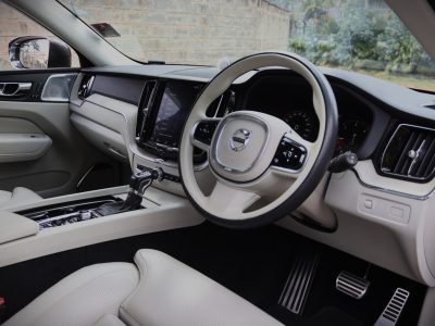 💚 2019 VOLVO XC60 D4 POLESTAR — UNLEASHED IN STUNNING JUNGLE GREEN 🌿✨