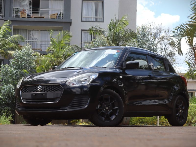 🚗 THE NEW 2018 SUZUKI SWIFT BLACK | SPORTY, STYLISH & EFFICIENT! ⚡️