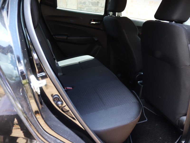 🚗 THE NEW 2018 SUZUKI SWIFT BLACK | SPORTY, STYLISH & EFFICIENT! ⚡️