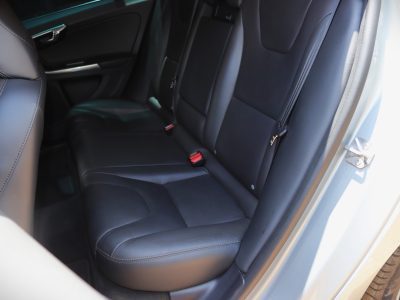 🚗 2015 VOLVO V60 T4 SILVER | SCANDINAVIAN ELEGANCE MEETS SPORTY PERFORMANCE ✨