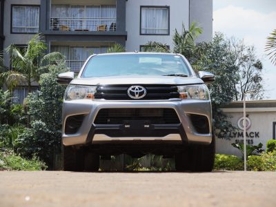 💪 2019 TOYOTA HILUX DOUBLE CAB REVO — BUILT TO CONQUER EVERY TERRAIN! 🚙🔥